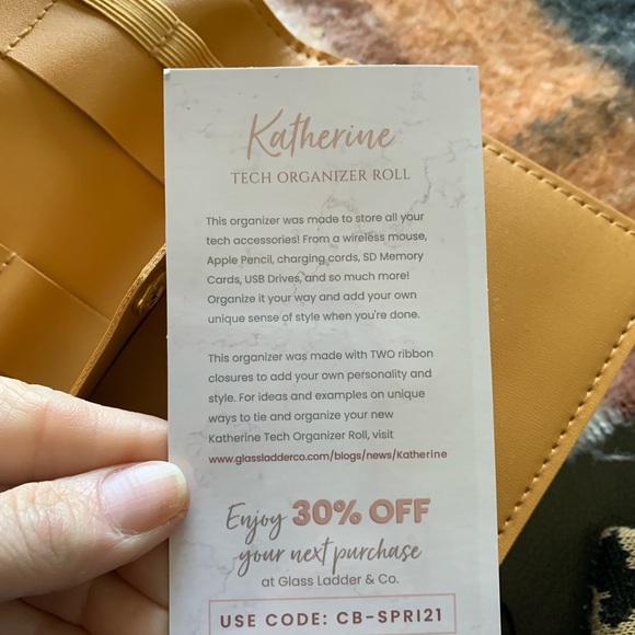 Glass Ladder & Co. Katherine Tech Organizer Roll in Honey - Picture 7 of 10